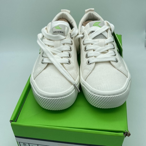 NWB CARIUMA WHITE SNEAKERS SHOES 5.5 - Picture 6 of 11